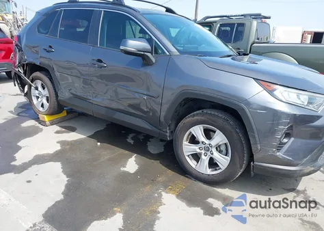 2019 Toyota Rav4 Xle from USA, damaged, VIN 2T3W1RFV0KW054346